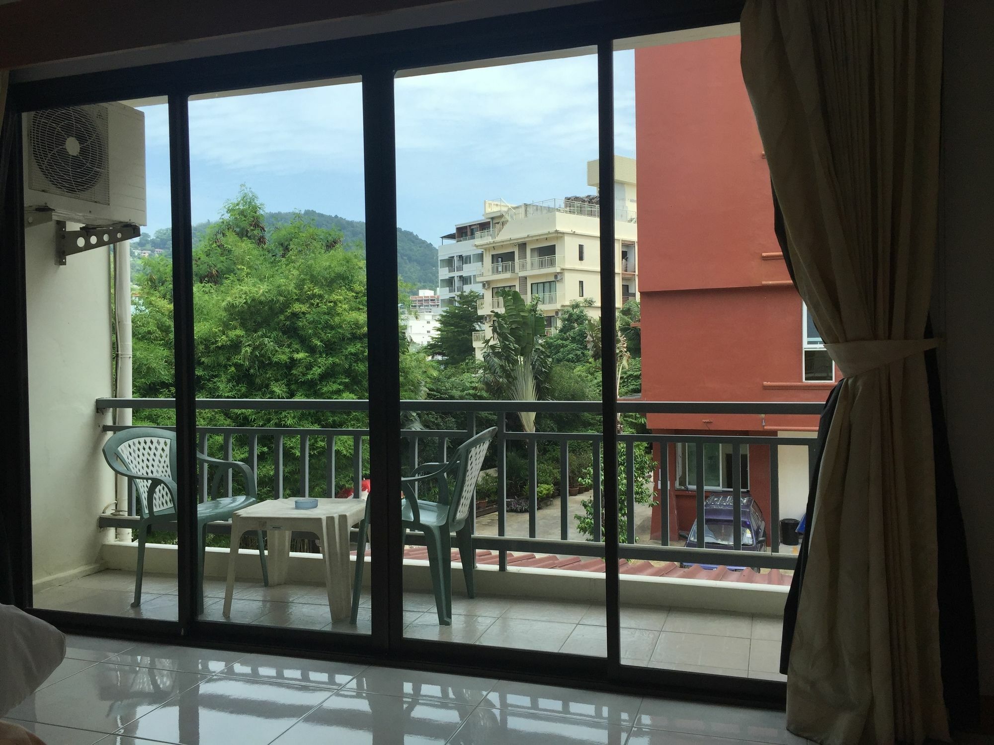 Total-Inn Patong Екстериор снимка